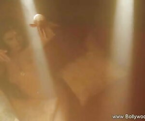 আমি তার ইচ্ছা মোকাবেলা বাংলাদেশী গ্রামের সেক্স ভিডিও করা সম্ভব